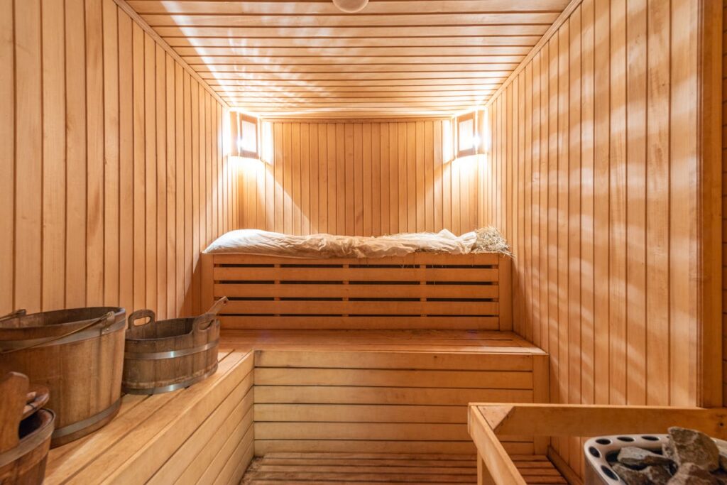 Sauna Holz Wer hat die Infrarotkabine erfunden