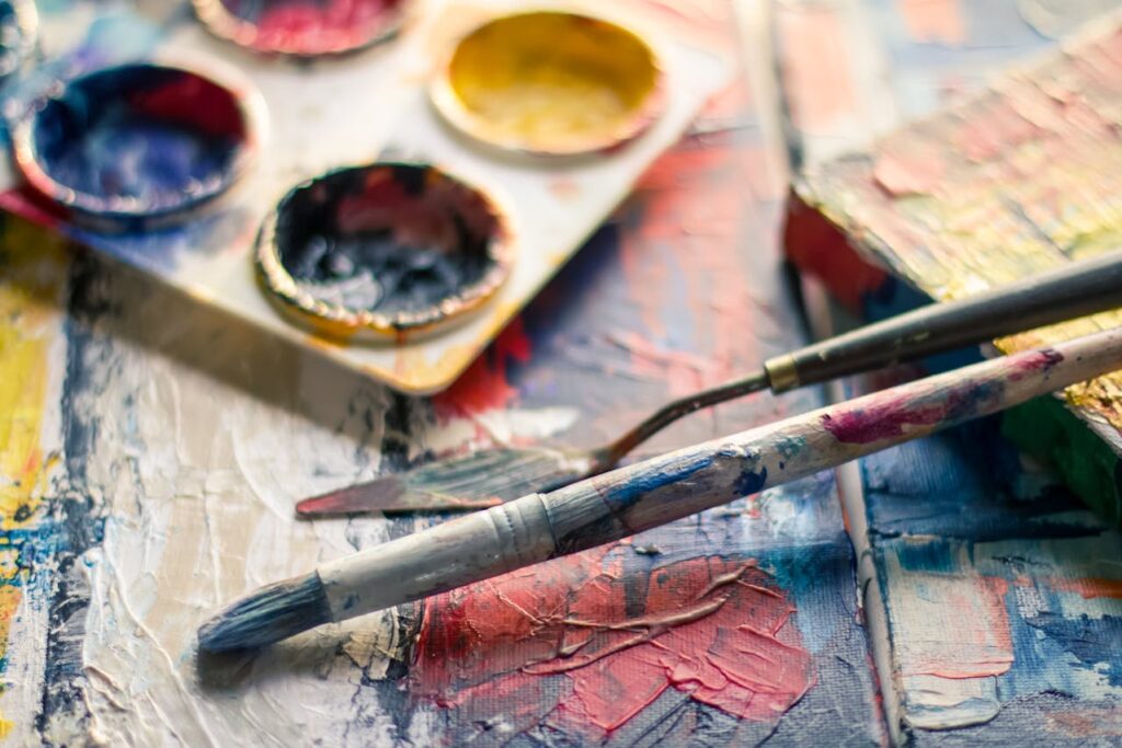 Pinsel Farben zeichnen Inspirierende Künstlerinnen – diese Deutschen haben die moderne Malerei geprägt
